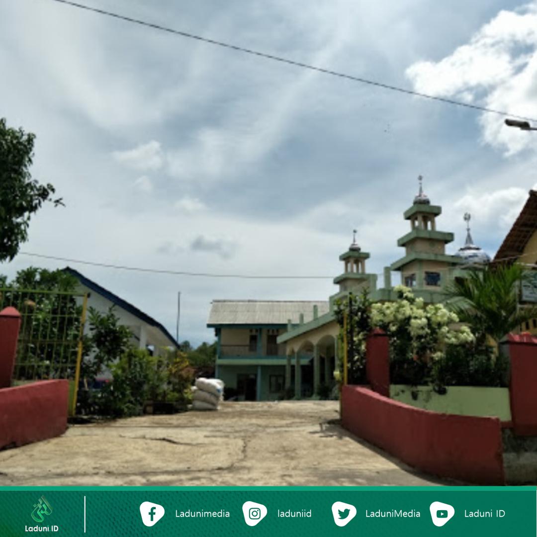 Pesantren Al-Mubarokah Cirebon