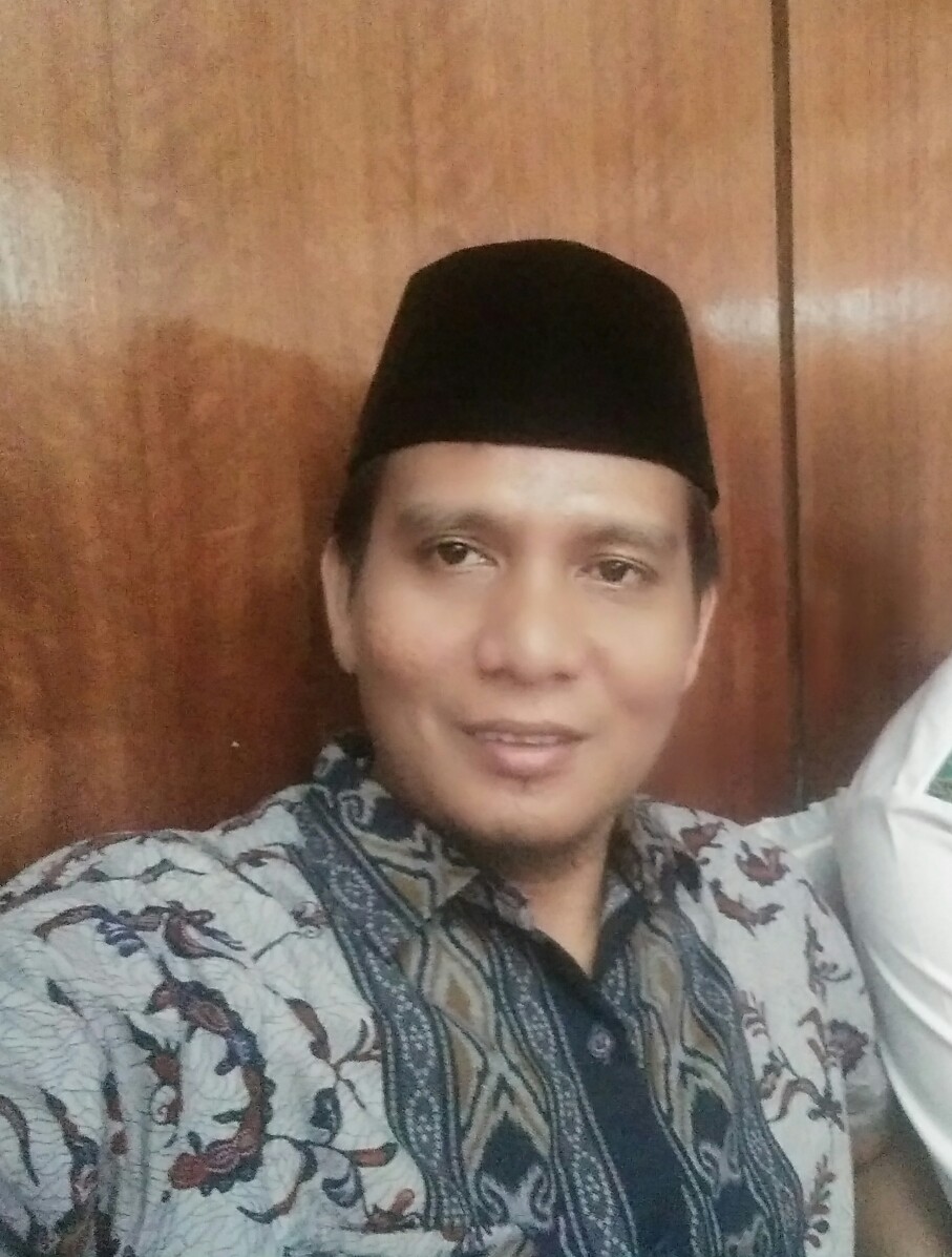 Keluarga dan Pesantren Zona Sekolah Favorit