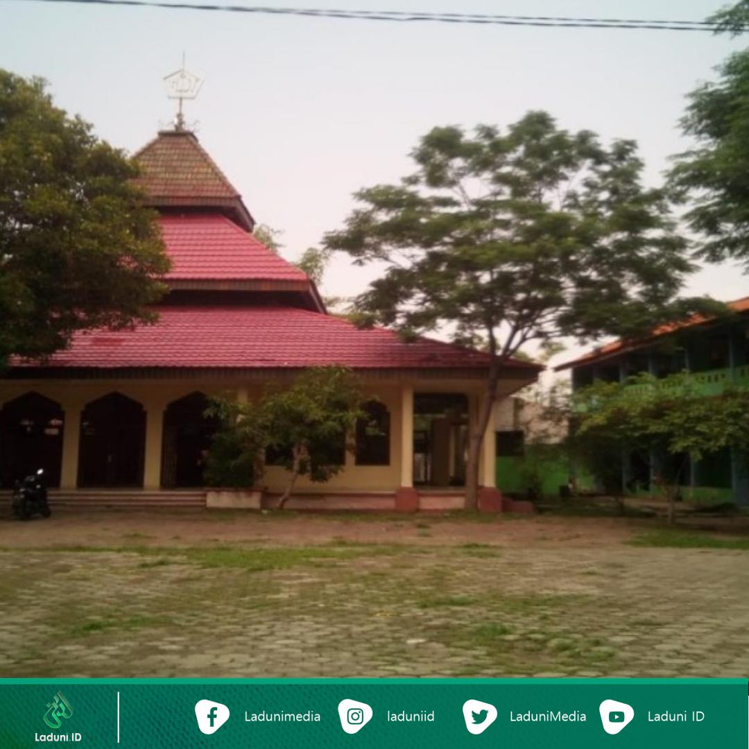 Pesantren Al-Fattah Lamongan