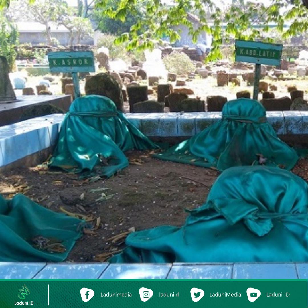 Ziarah Makam KH. Asror bin Abdullah dan Wisata Religi Kolla Al-Asror