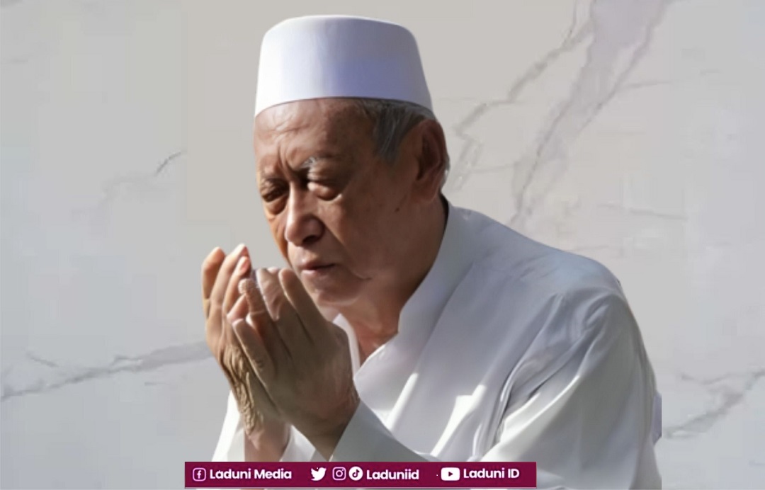 Biografi KH. Kasyful Anwar, Pengasuh Pesantren Datuk Kalampayan, Bangil, Pasuruan