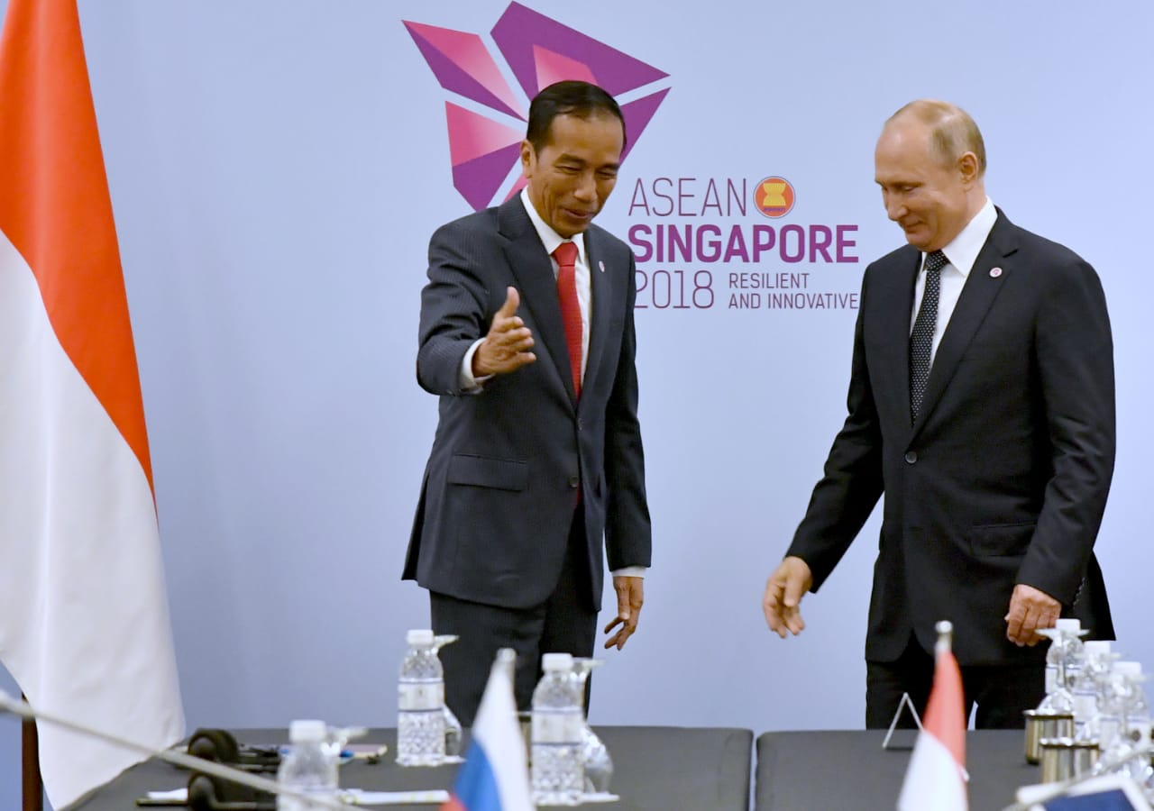 Bertemu Putin, Jokowi Ingin Target Perdagangan 5 miliar dollar AS Kedua negara Tercapai Tahun 2020