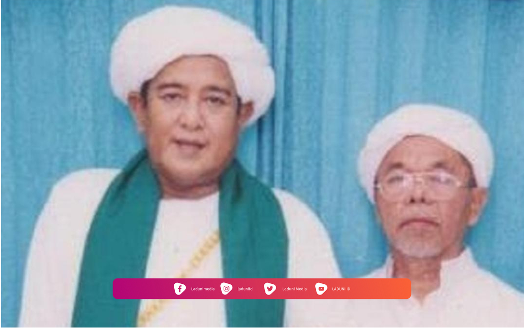 Biografi KH. Muhammad Syukri Unus