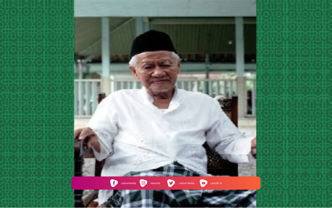 Biografi KH. Munasir Ali