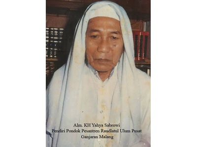 Biografi KH. Yahya Syabrowi