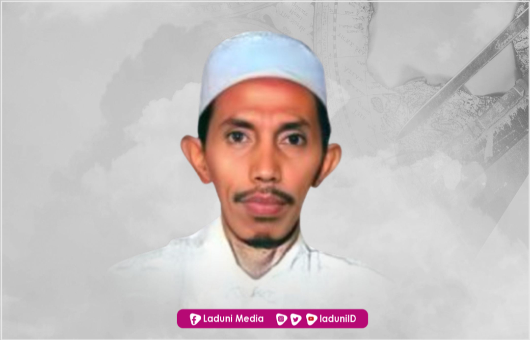 Biografi KH. Zuhri Zaini Paiton