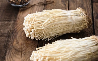 Jamur Enoki Ditarik dan Dimusnahkan dari Peredaran, Begini Sebabnya