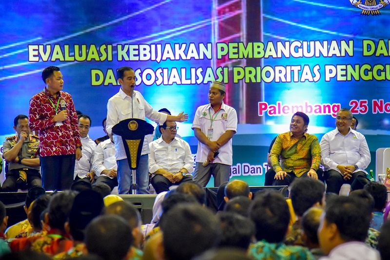 Dongkrak Harga , Jokowi Pernah Minta PM Tiongkok Beli Lebih Banyak Kelapa Sawit