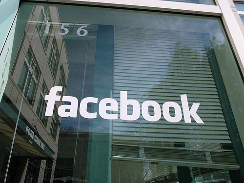 Facebook Kucurkan Dana US$ 22,6 Juta Untuk Keamanan Mark Zuckerberg