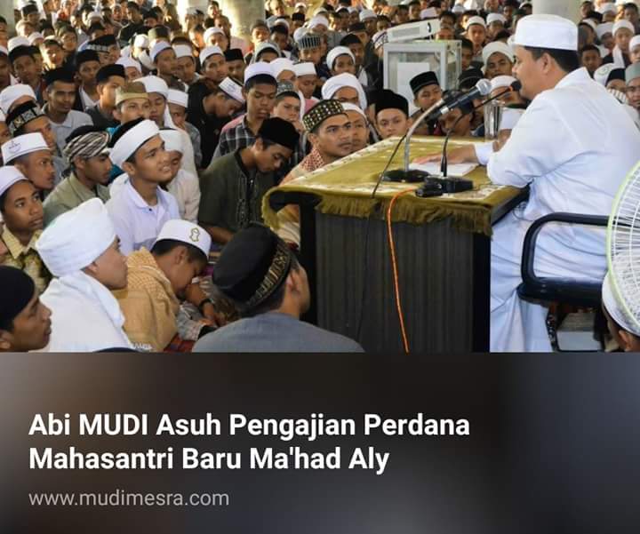 Abi MUDI Isi Pengajian Perdana Mahasantri Baru Ma'had Aly MUDI Masjid Raya Samalanga