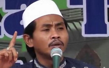 Hafal Al-Qur’an dan Hadits Tapi Suka Mengkafirkan, Ini Kata Kiai Anwar Zahid