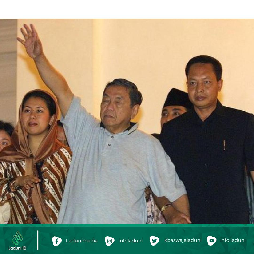 Saat Gus Dur Tinggalkan Istana