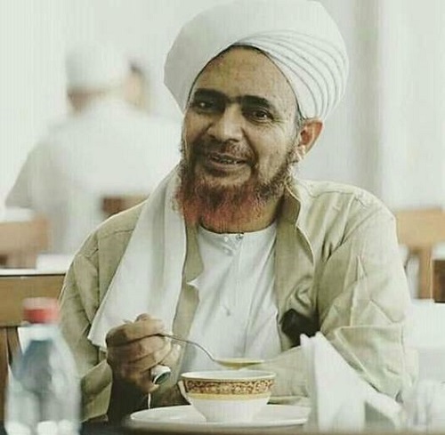 Kasih Sayang Habib Umar bin Hafidz kepada Sang Ibunda