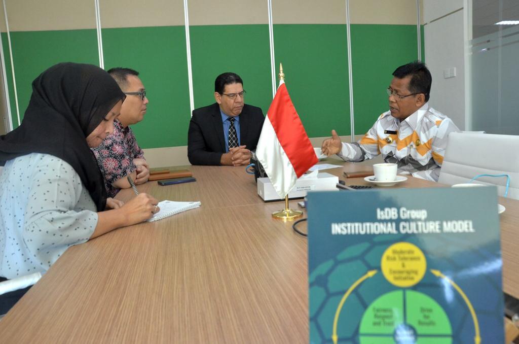 Aminullah Jumpai Pimpinan IsDB Untuk Indonesia