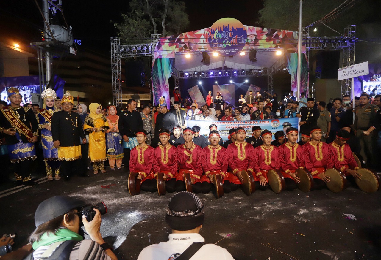 Kesenian Aceh Membuat Pengunjung Terpesona