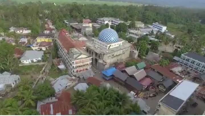 Mengintip Taman Surga Dunia