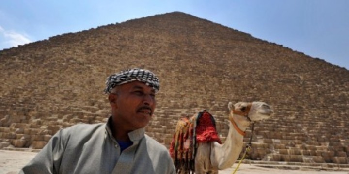 Ledakan Bom Hantam Bus Wisata Dekat Piramida Mesir