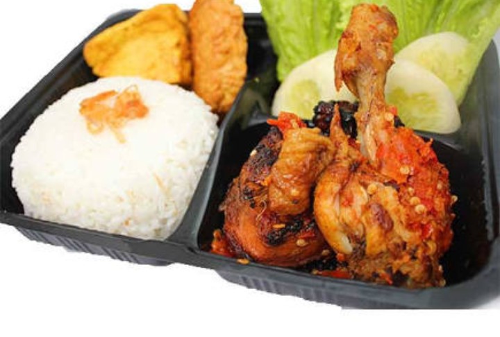 Jadi Favorit, Paket Ayam Nyaris Dipesan 10 Juta Kali di Go-Food