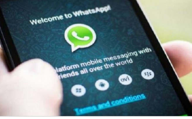 Begini Cara Meniru Fitur Mode Gelap WhatsApp