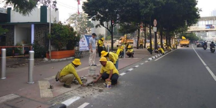 Etika Penggunaan Lampu Jauh, Jangan Sampai Ganggu Pengendara Lain