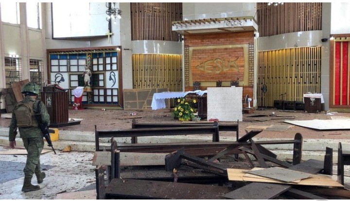 Dua Pelaku Bom Bunuh Diri di Gereja Filipina Diduga Suami-Istri