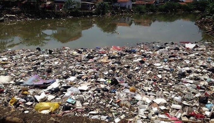 NOAA Ungkap Asal Kumpulan Sampah di Samudera Pasifik