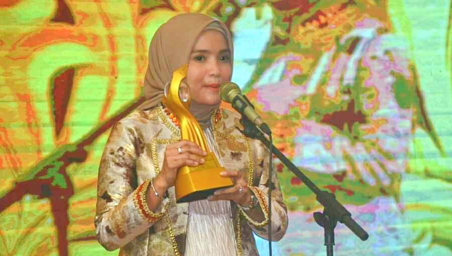 Raih Penghargaan Perempuan Inspiratif, Nia Kurnia : Untuk Perempuan Madura