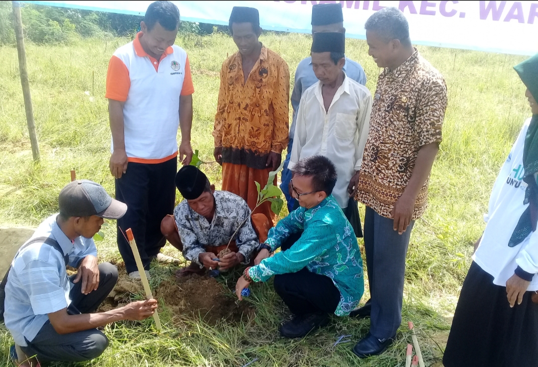 Cegah Banjir dan Longsor, Desa Bajur Gelar Tanam 60 Ribu Pohon