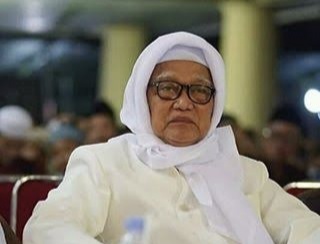 Pesan-Pesan Mutiara dari KH Anwar Mansur Lirboyo