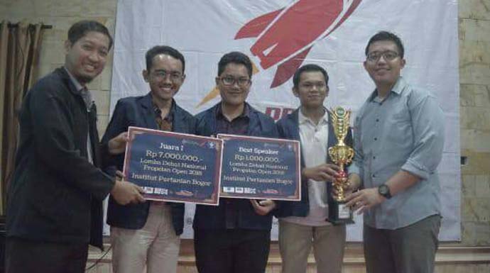 Tiga Mahasiswa IPB Juara Pertama Debat SDG's