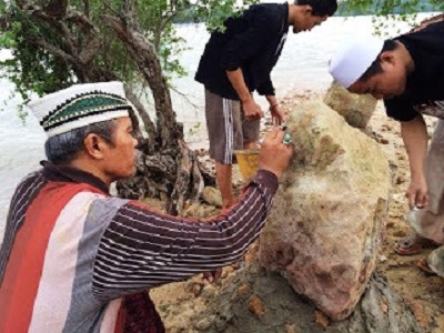 Menilik Sejarah Makam Waliyullah Syekh Maulana Nuh Maghrobi di Batam