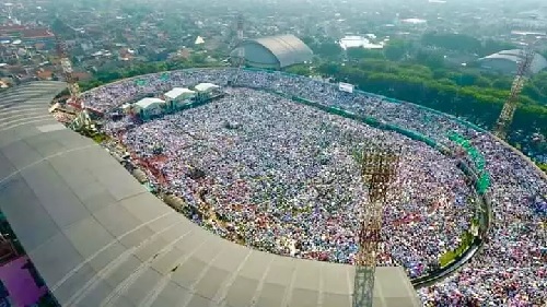 Jamaah Istighosah Kubro Padati Stadion Gelora Delta Sidoarjo