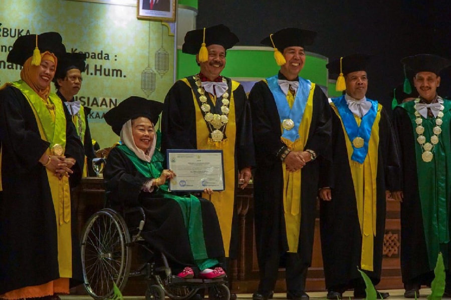 UIN Sunan Kalijaga Anugerahi Gelar Doctor HC pada Sinta Nuriyah Abdurrahman Wahid di Bulan Gus Dur