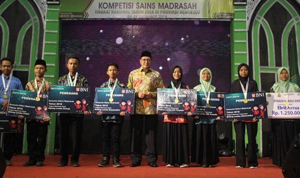 Kontingen Jatim Kembali Sabet Juara Umum Kompetensi Sains Madrasah 2018