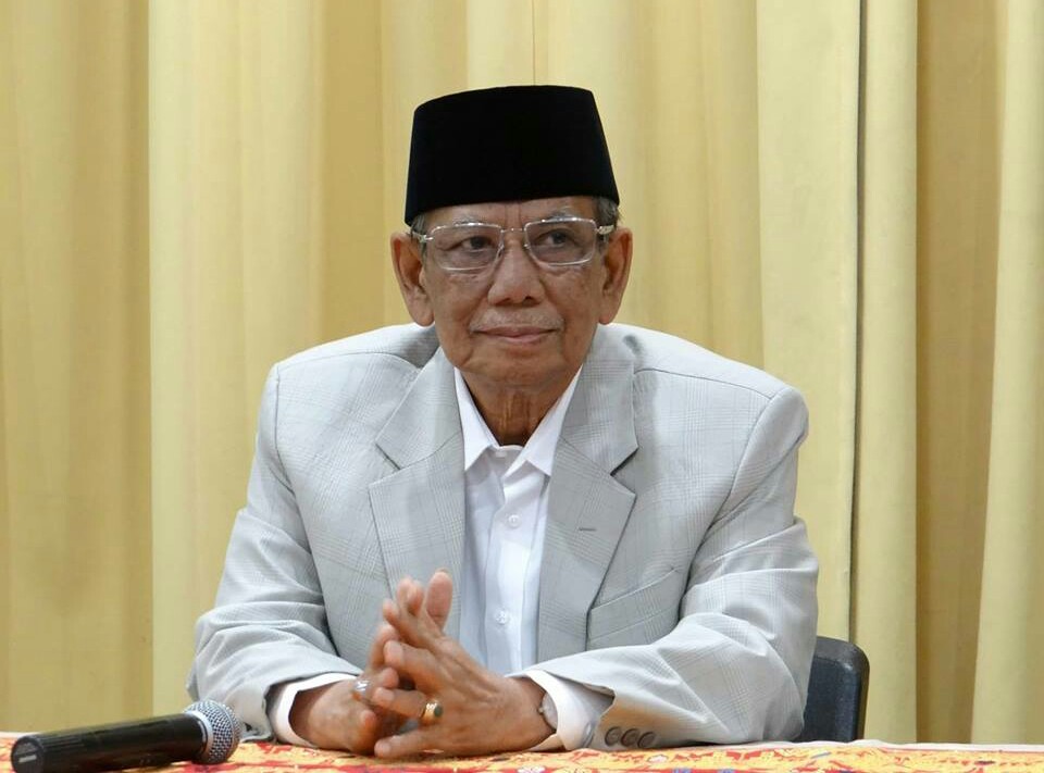 Mengenang Abah Hasyim Muzadi