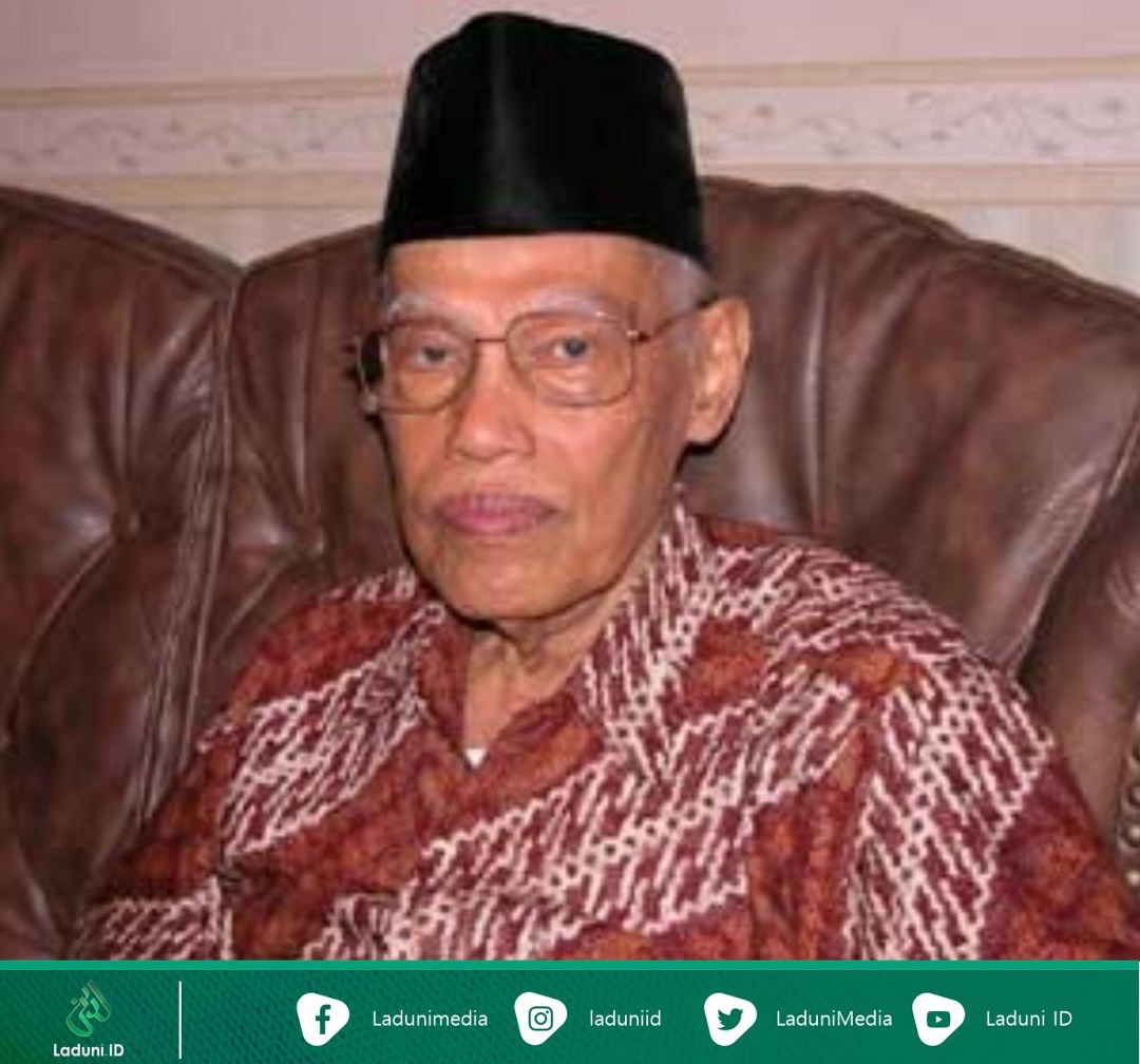 Biografi Prof. Dr. KH. Ali Yafie