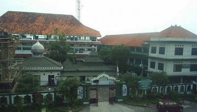 Biografi KH. Idris Jamsaren