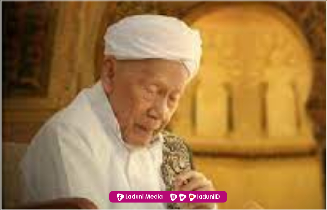 Biografi KH. Ahmad Basyir Jekulo Kudus