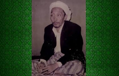 Biografi KH. Dhofier Munawar