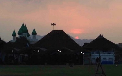 Lintas Ziarah dan Riyadhah di Makam KH Ma'roef Kedunglo