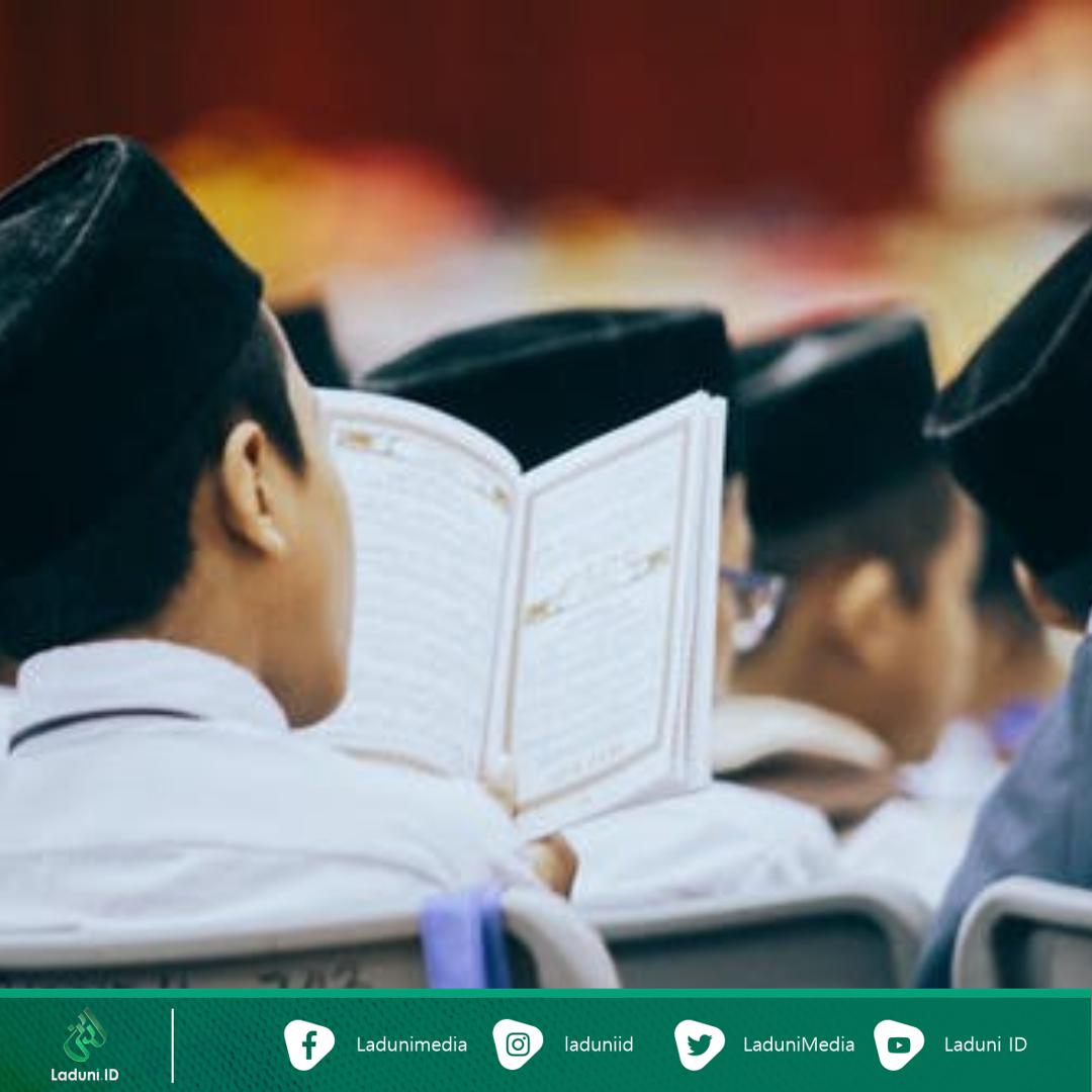 Kelemahan Kaum Muda: Tidak Memperhatikan Kepada Siapa Dia Berguru