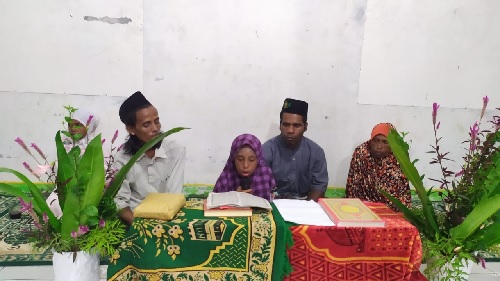 Santri Goes To Papua: Khataman Siswa Madrasah Al-Ibriz Iru Nigeiyah