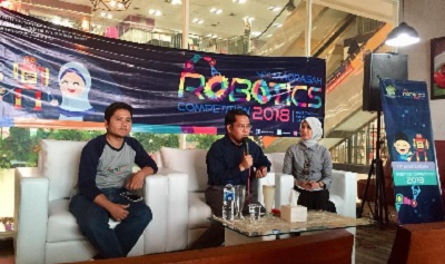 Kompetisi Robot Madrasah 2018: Perang Robot Terjadi di Depok Town Square