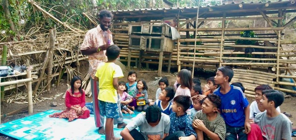 Peduli Anak, Pria Belgia ini bangun Lombok Children Protectin