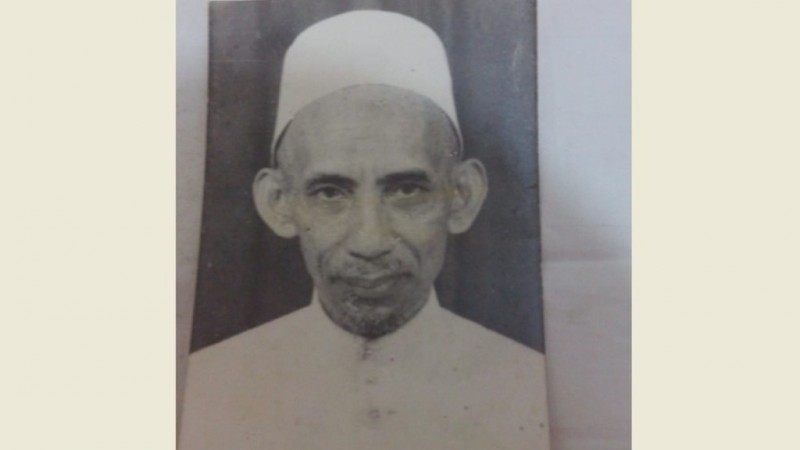 Biografi KH. Kholil Umar Kauman