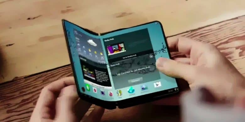 Ikuti Jejak Samsung dan Huawei, Google Siapkan Smartphone Layar Lipat