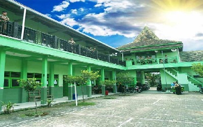 MTs Ma'arif Puter Lamongan