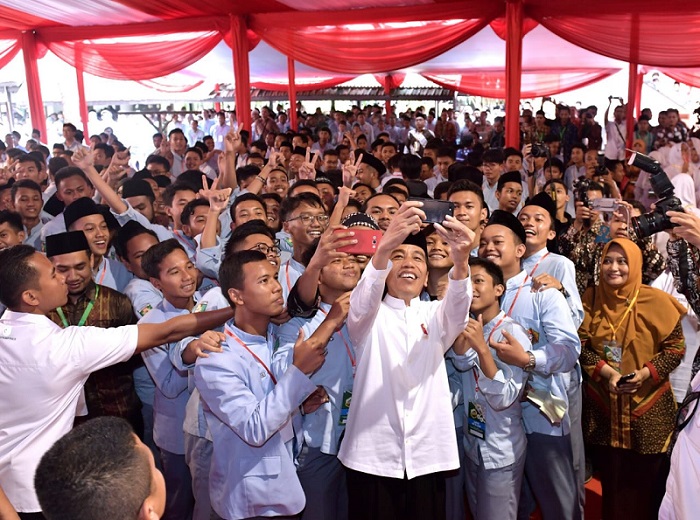 Jokowi: Infrastruktur Dibutuhkan untuk Persatuan Indonesia 