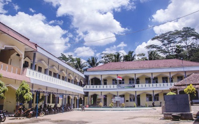 Madrasah Aliyah Pesantren Pembangunan Cilacap