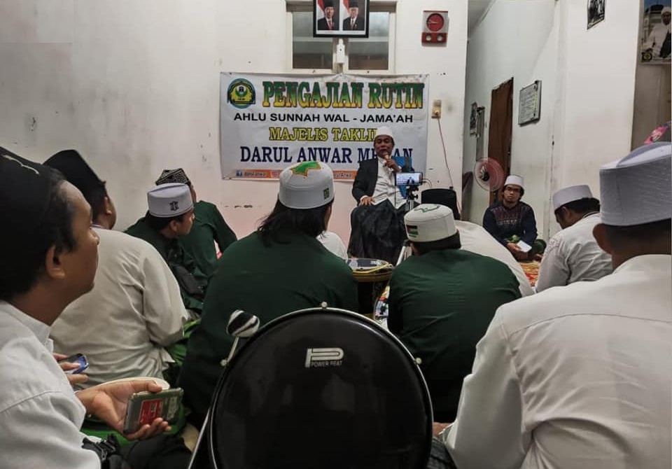 Majelis Taklim Darul Anwar Medan